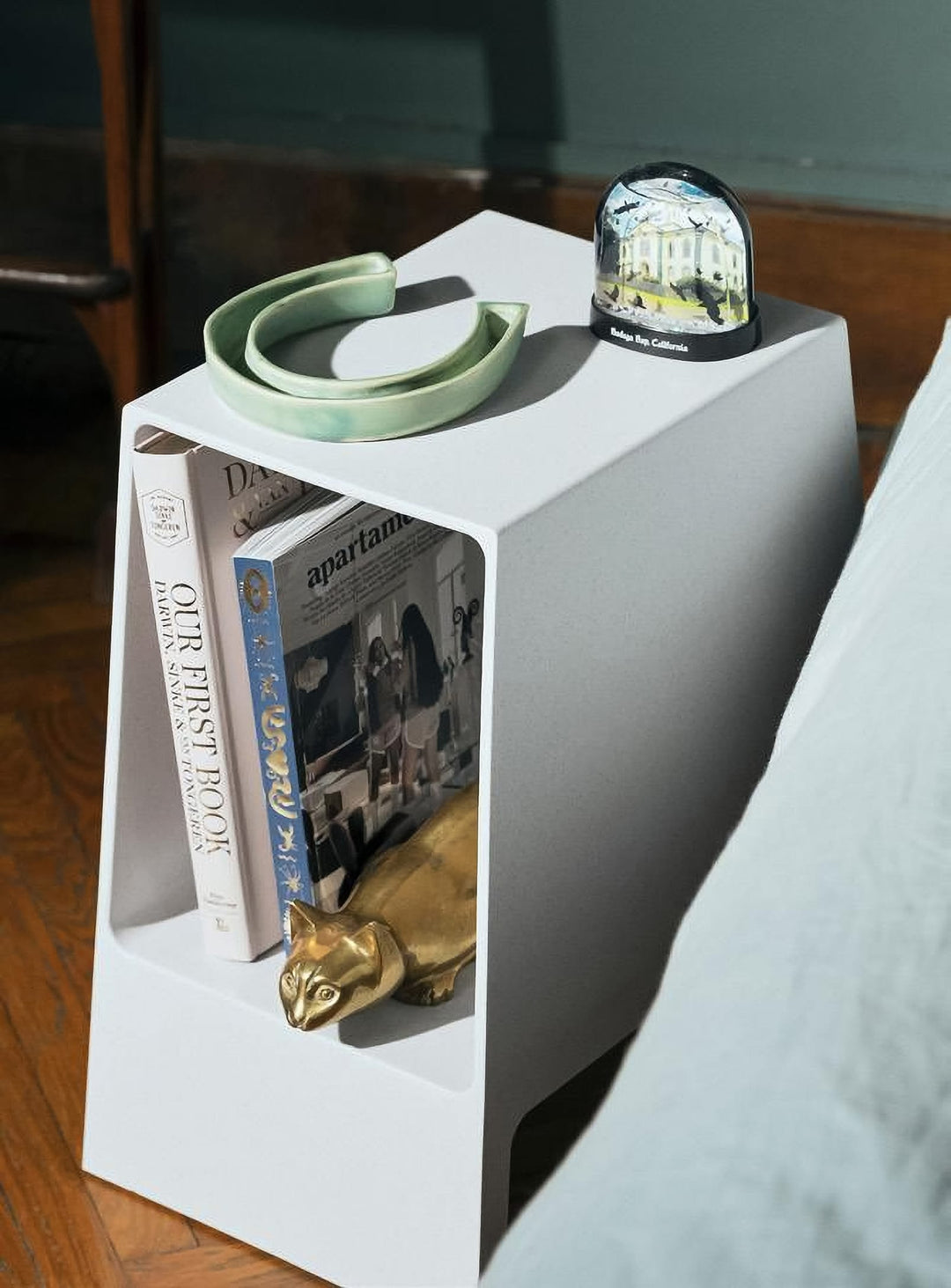 TOMO Side Table in White – TOOU Design